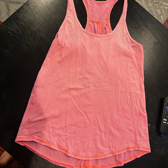 Lululemon Salute the Sun Singlet II Tank - Size 8 - Picture 3 of 5